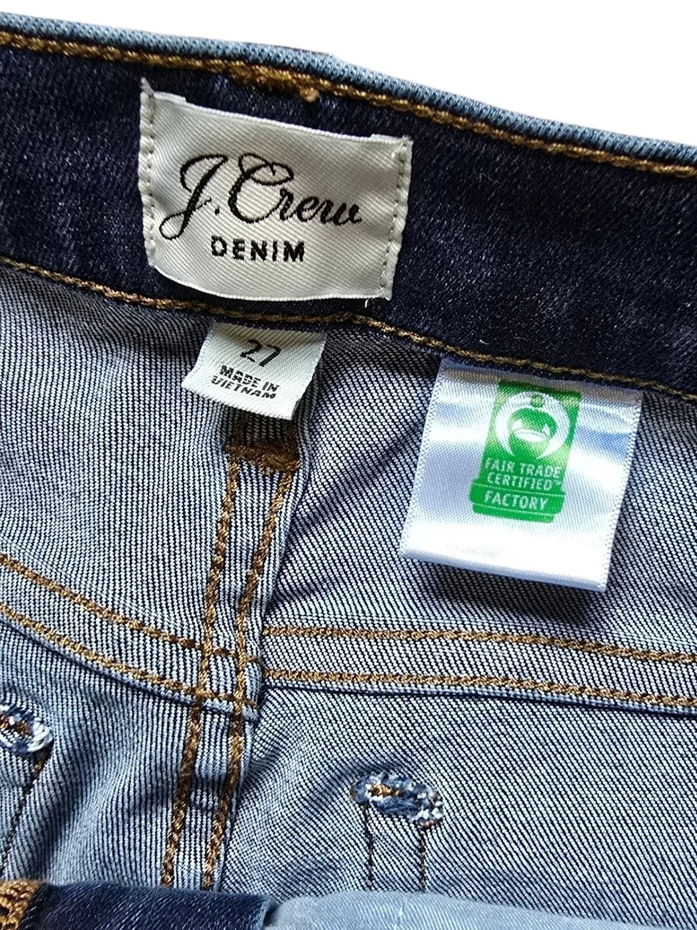 J. Crew‎ 9